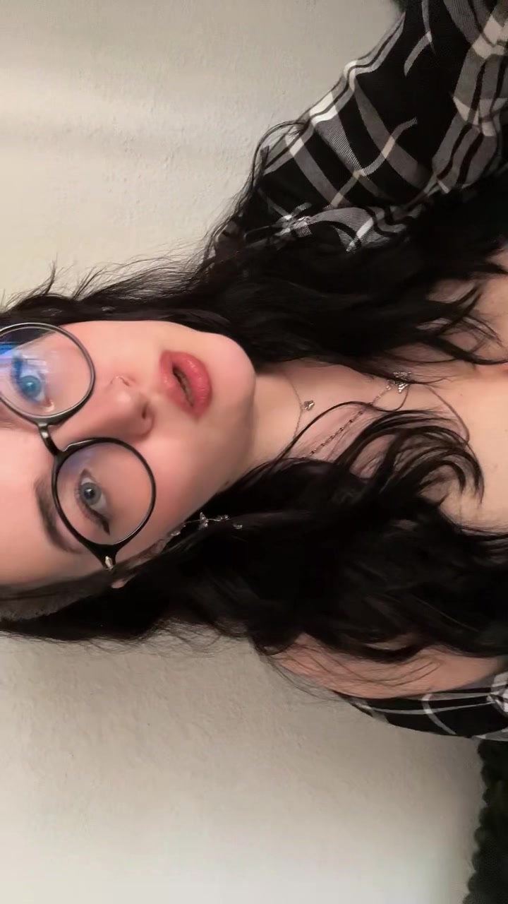 @🦋🐱