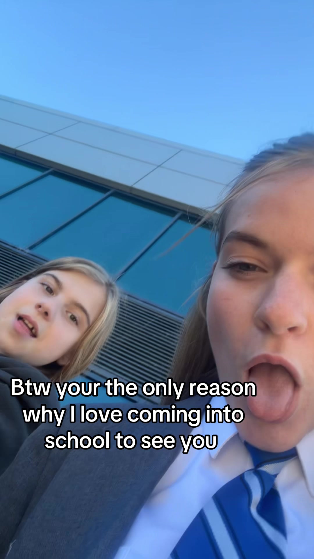 @𝓔𝓑♥️