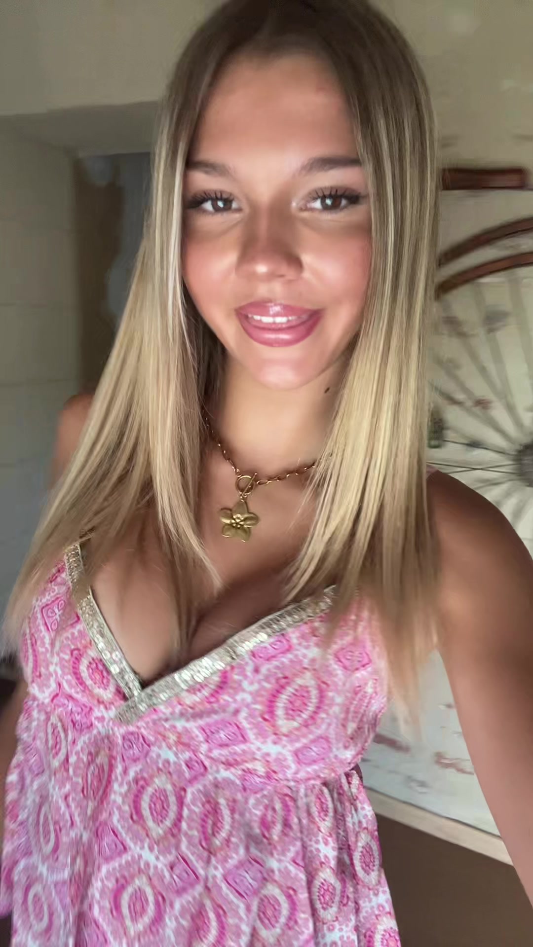@𝓡𝓸𝓶𝓲𝓮
