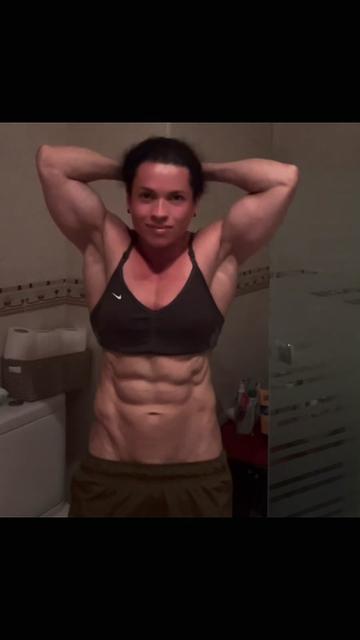 @lolyfitness_