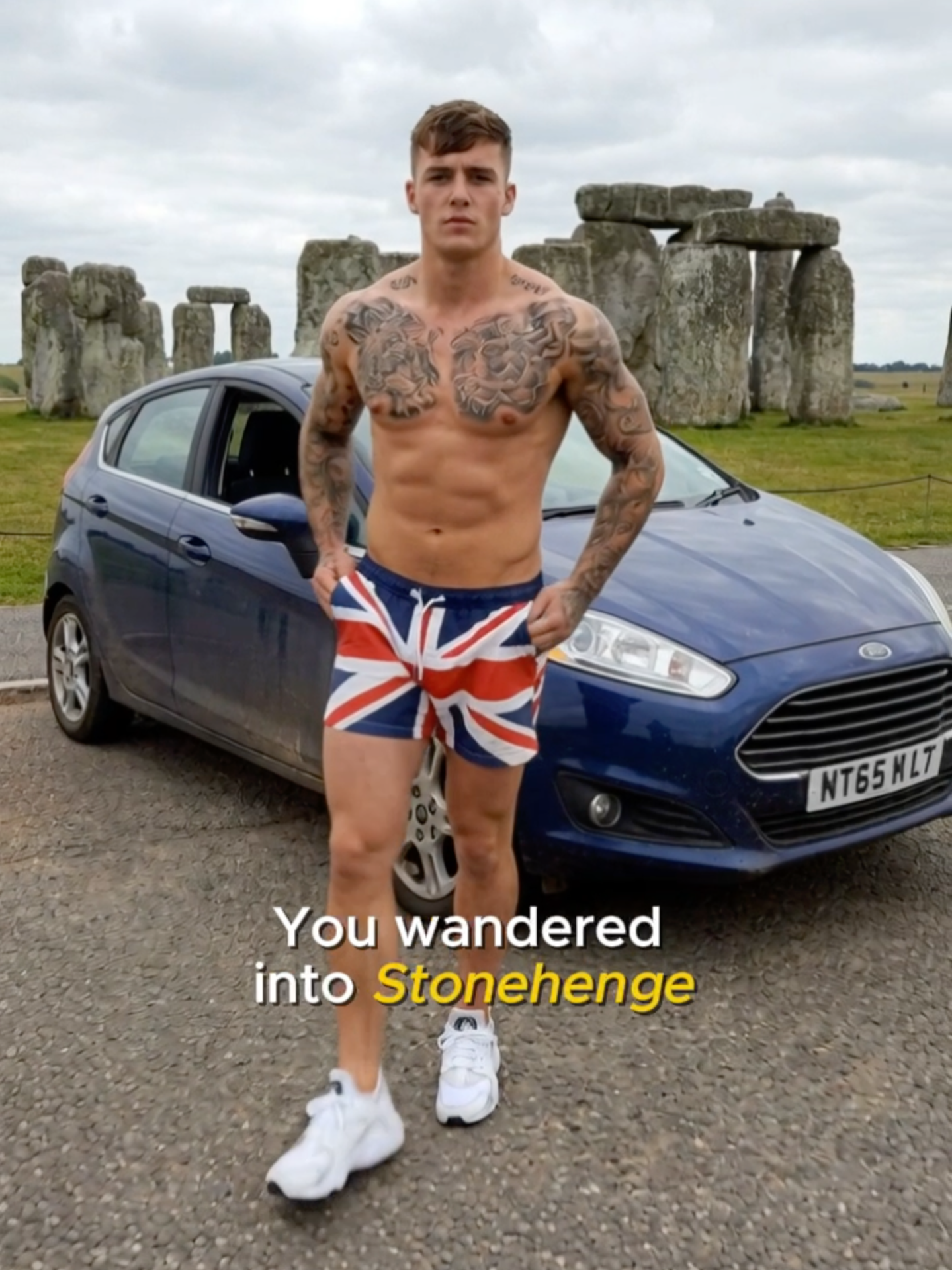 @ManCandyDaily