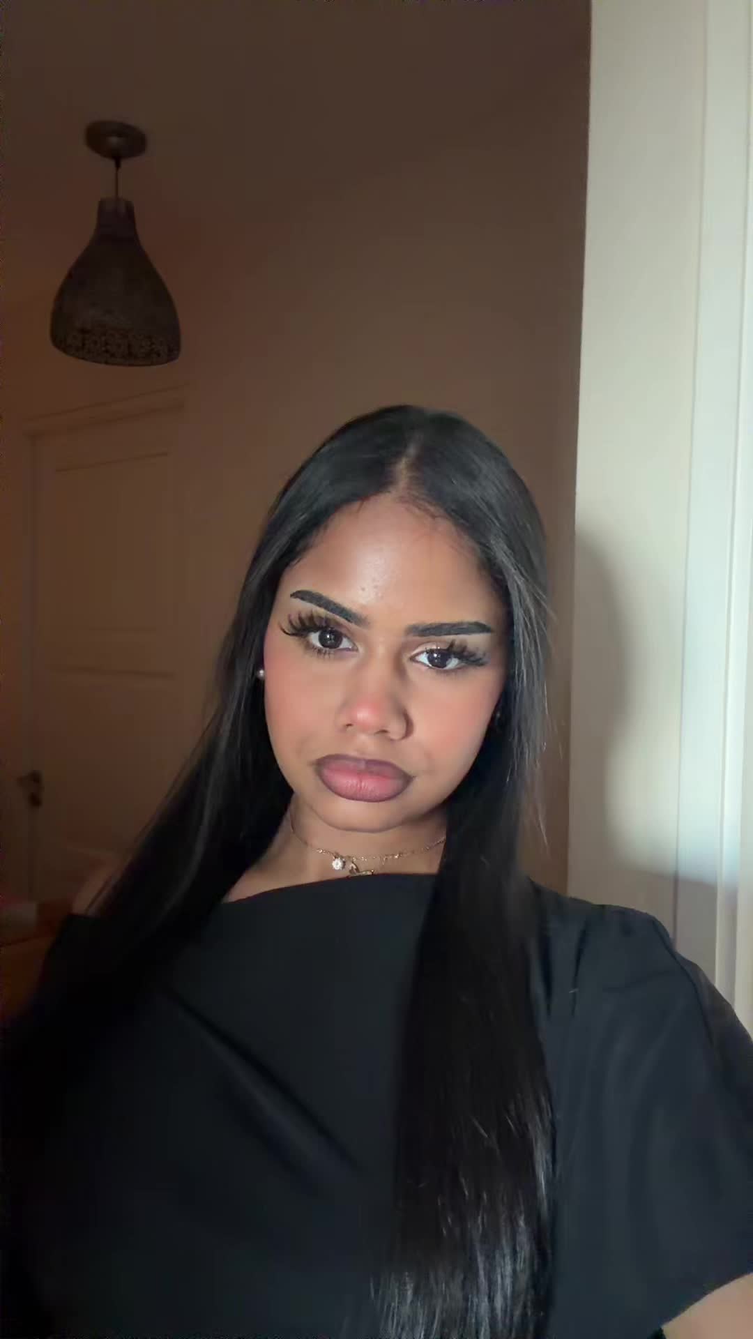 @𝘚 𝘖 𝘍 𝘐 𝘈 𝘈