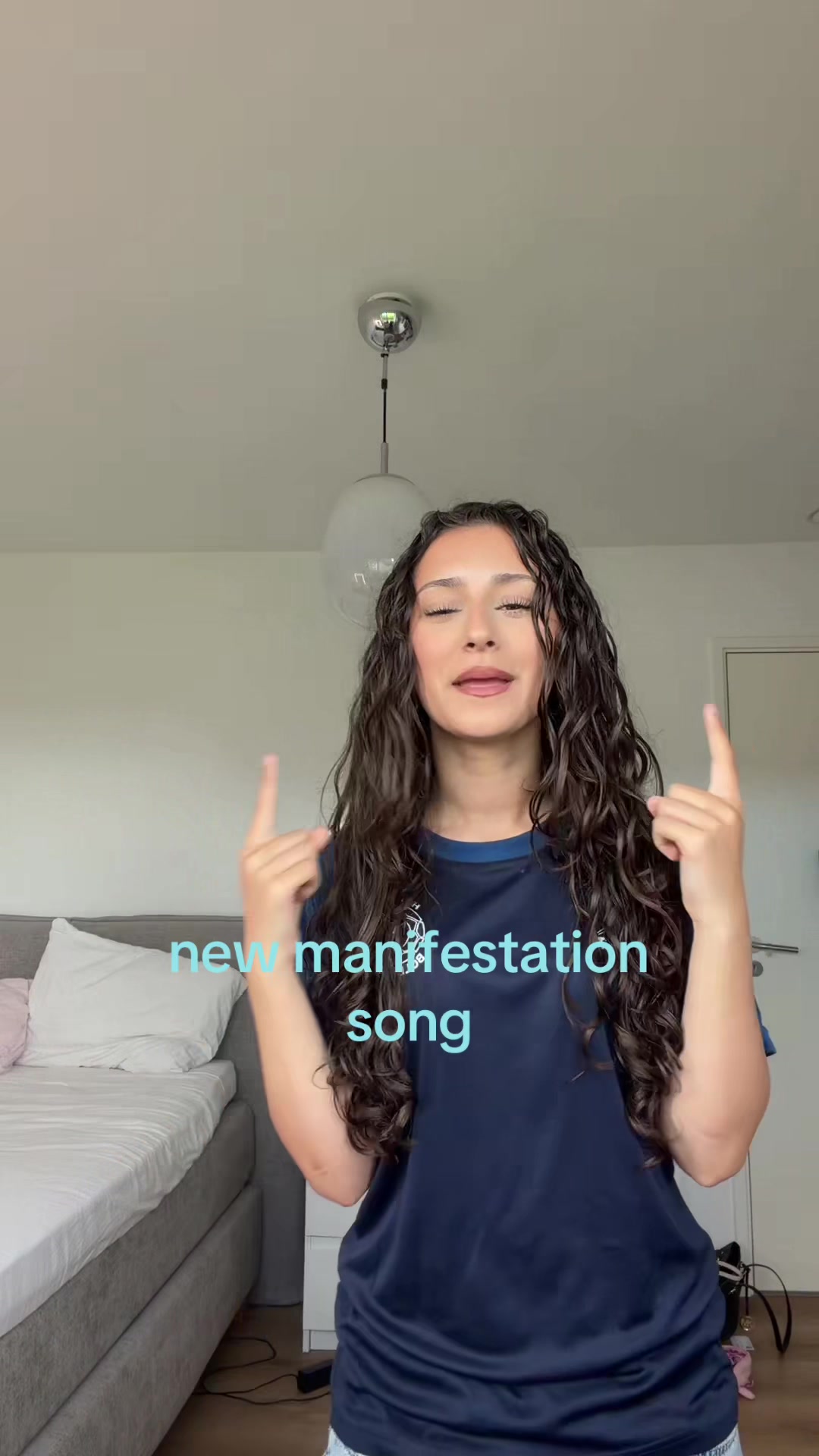 @lrajx