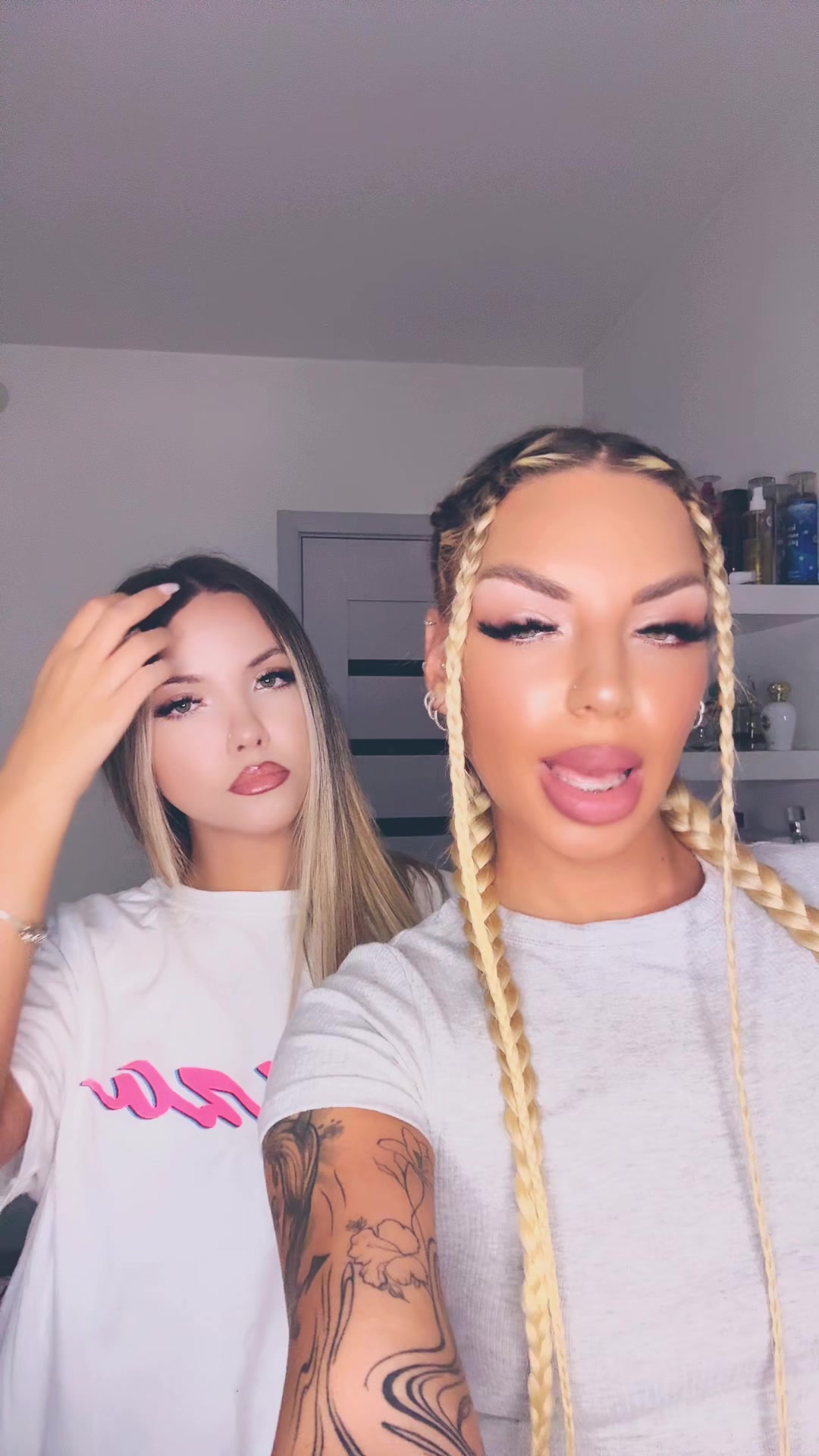 @Alllee