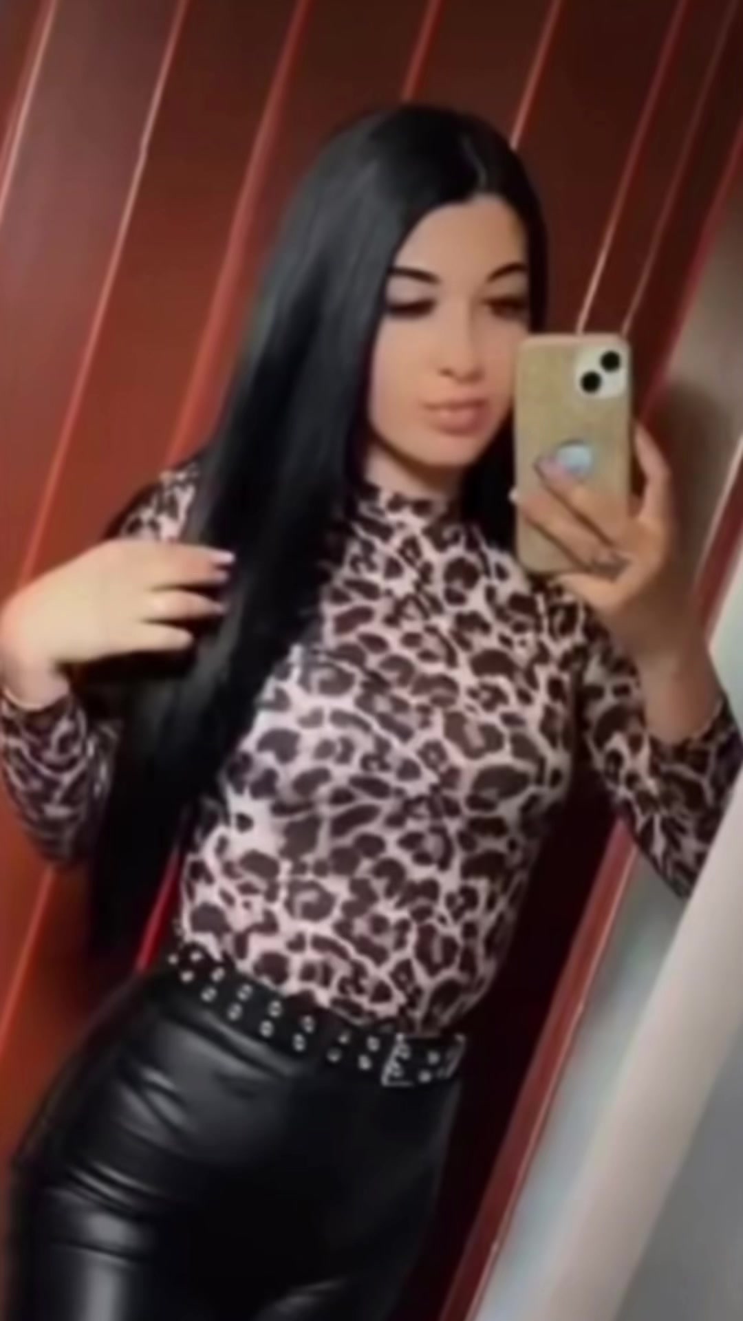 @Elena Kitti