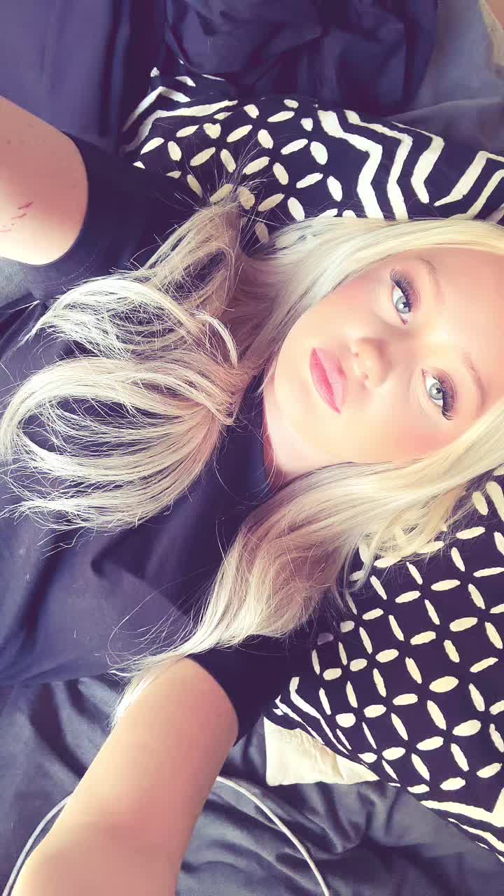@LAYLAY💗