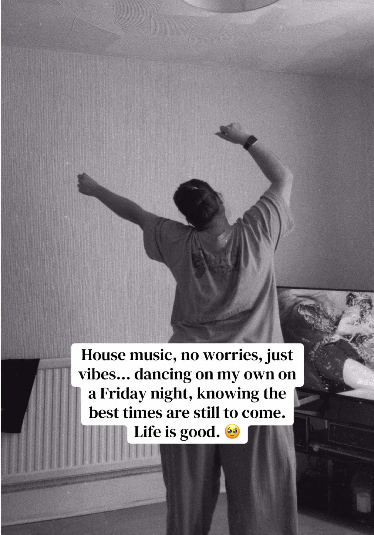 @ʟᴀᴜʀᴀ ✌︎︎