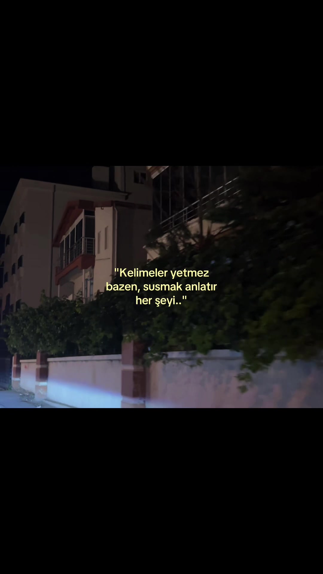 @ℰ.