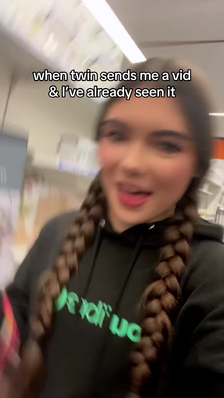 @𝓡𝓮𝓫𝓮𝓬𝓬𝓪 𝓔𝓶𝓲𝓵𝔂
