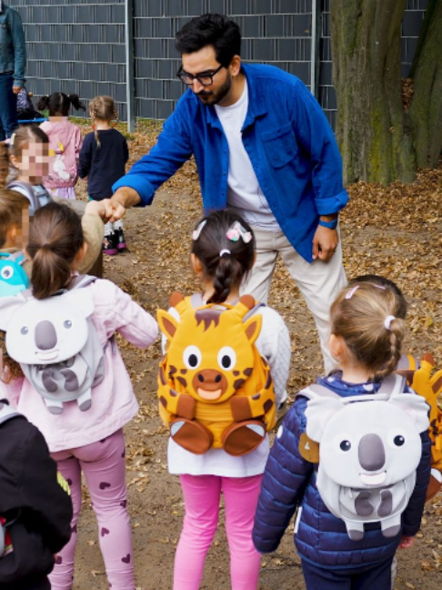 @Hand, Fuß, Mund