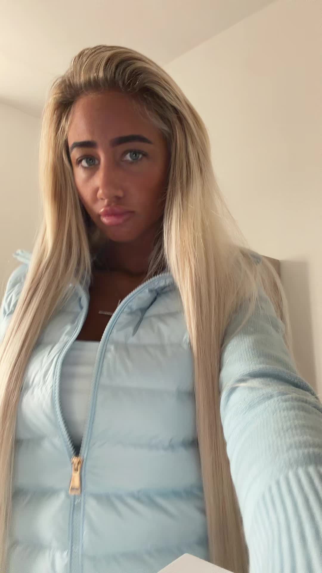 @pxlxaa24_