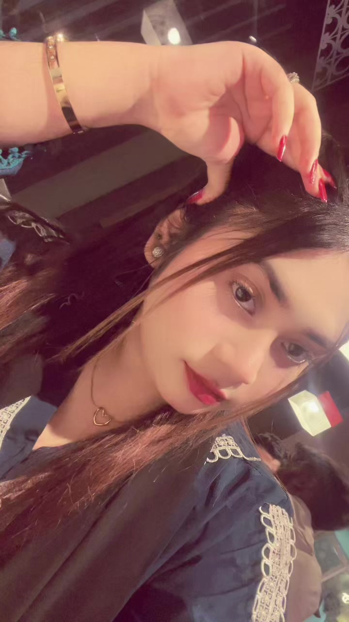 @💋𝓗𝓸𝓷𝓮𝔂💋