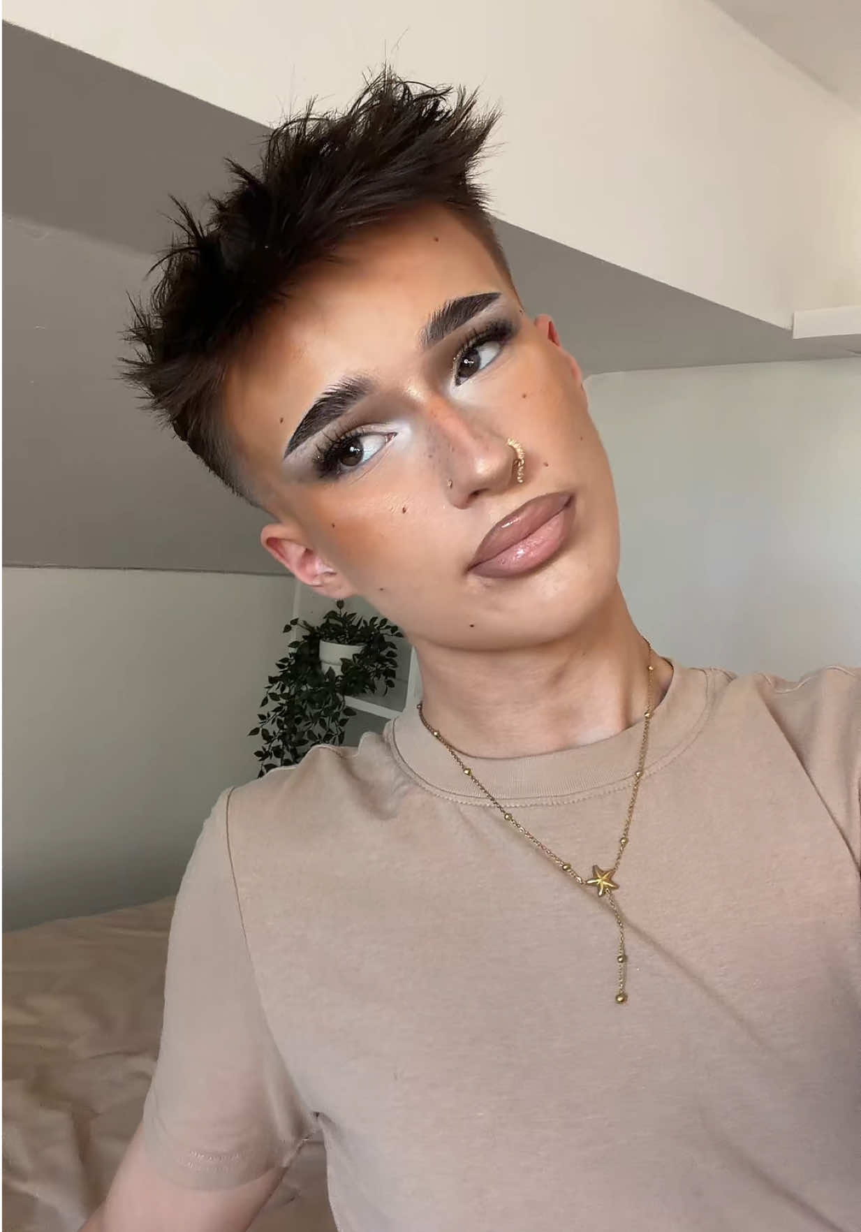 @𝐿 𝐸 𝒪  🐆