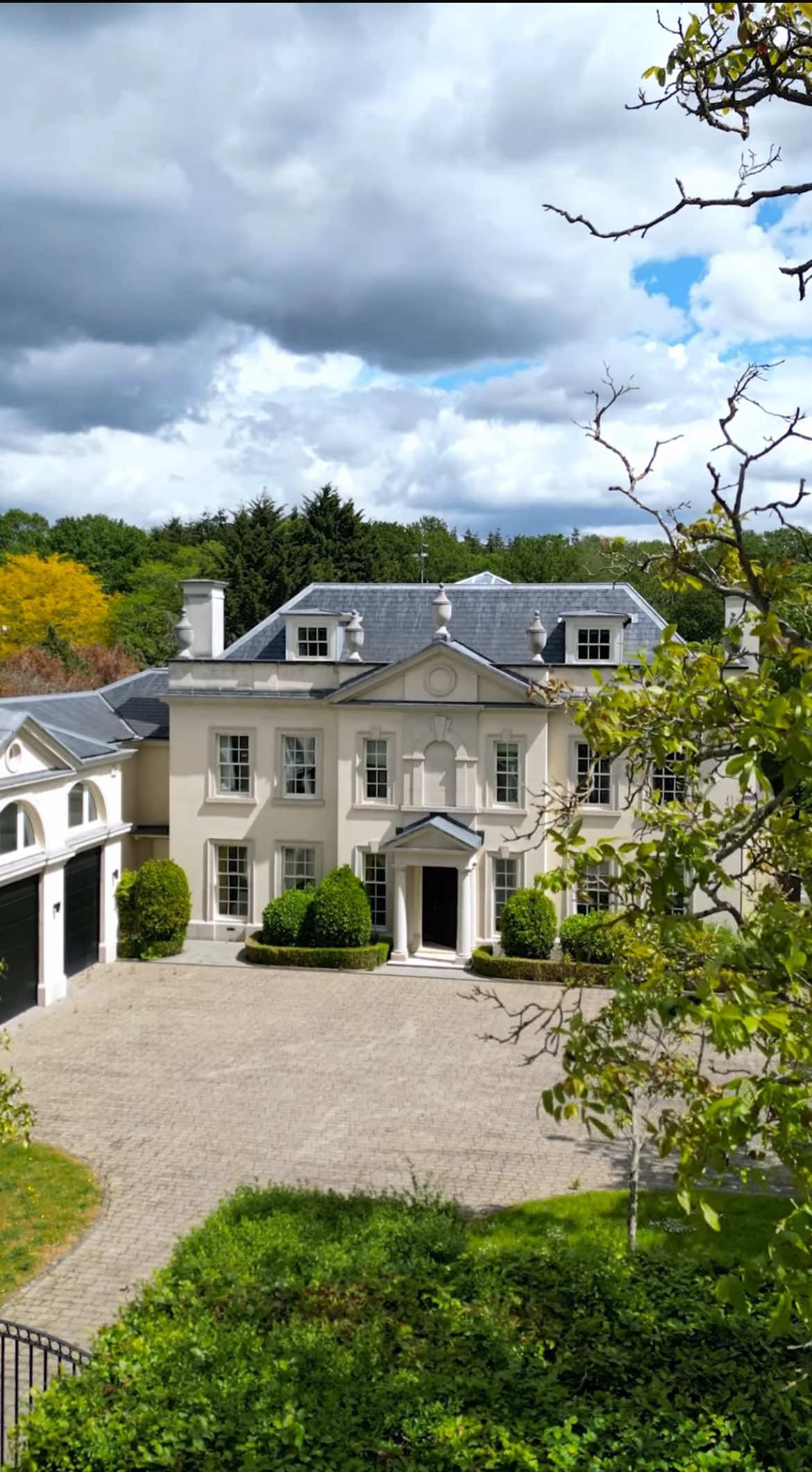 @millionairehomesuk