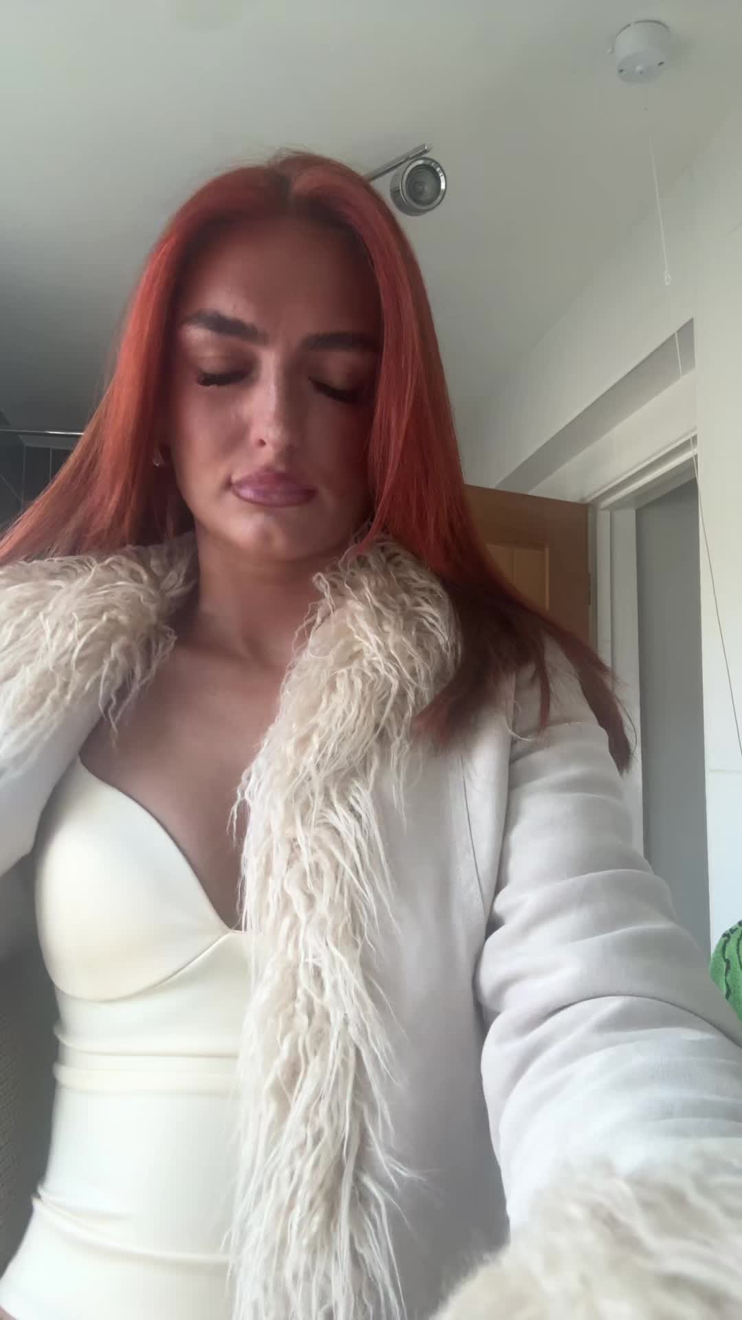 @leggyred4life