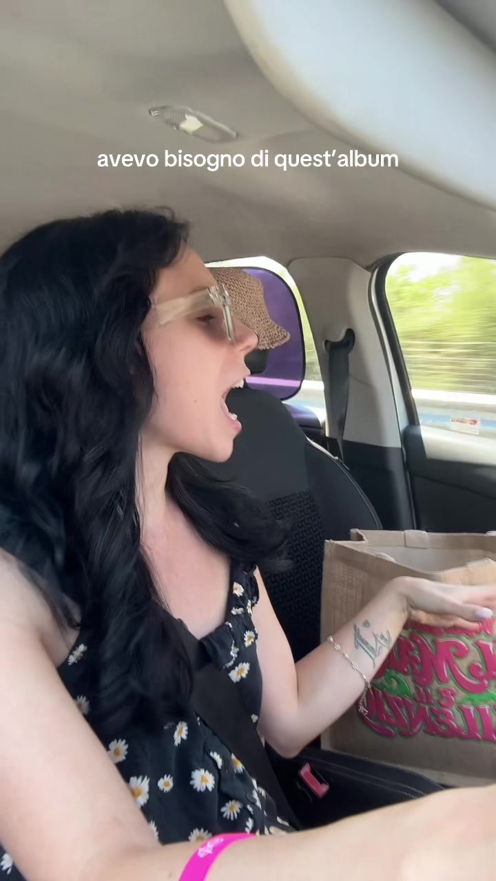 @itsJess