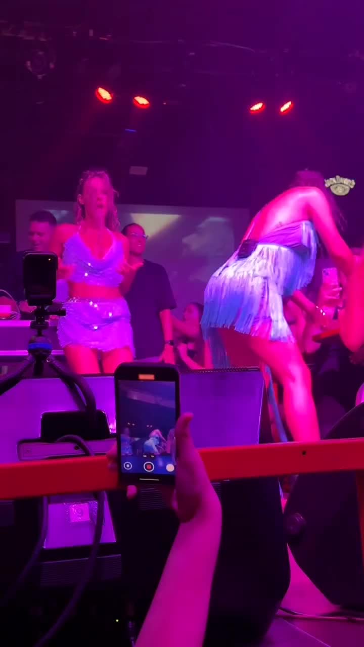 @nastupi_poznatih