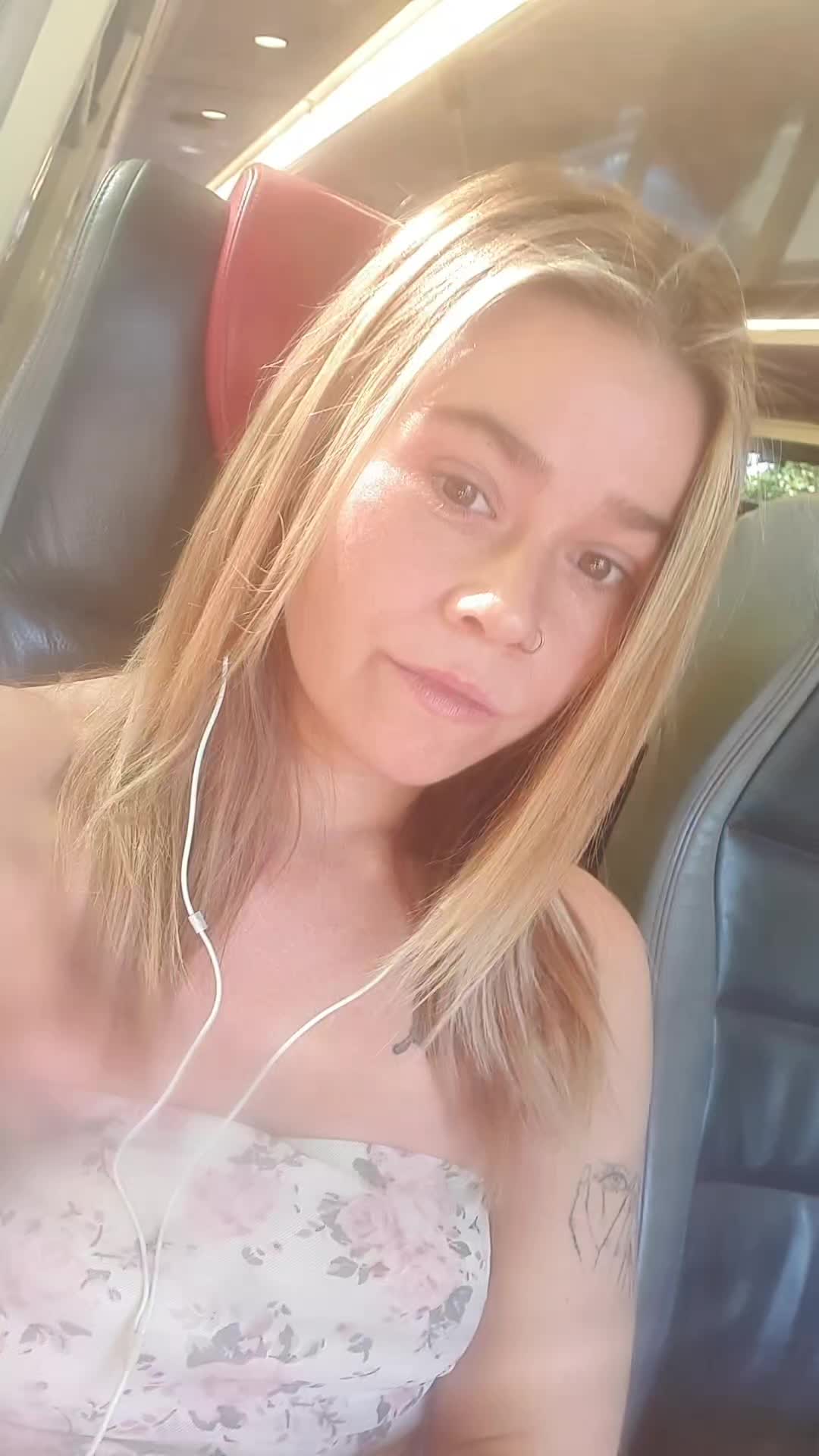 @Kaitlinn Louise