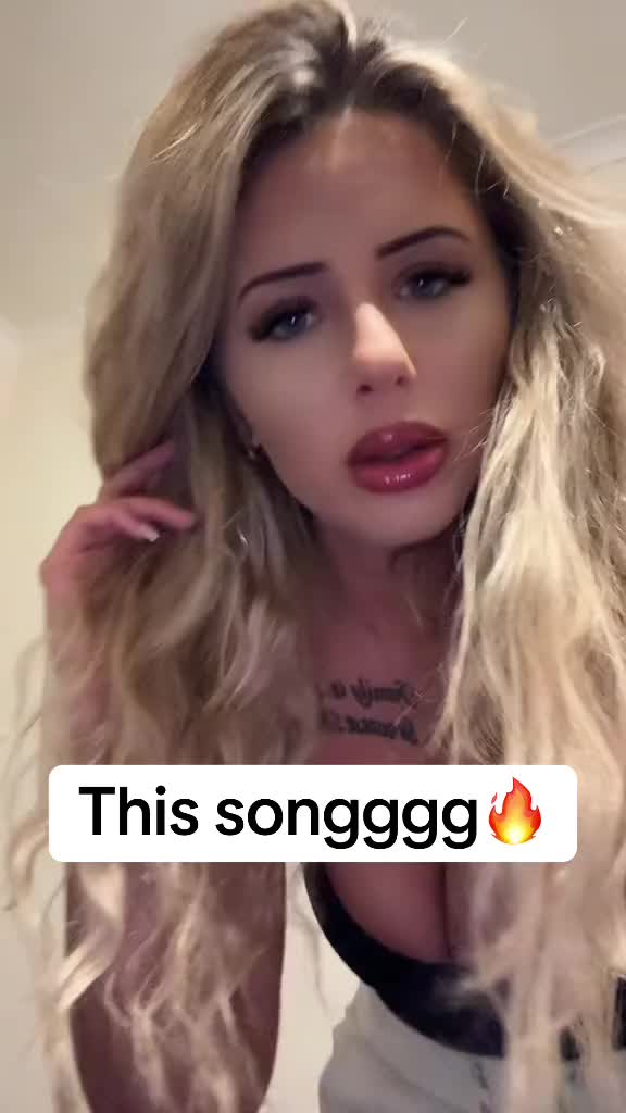 @hollybyrne2003