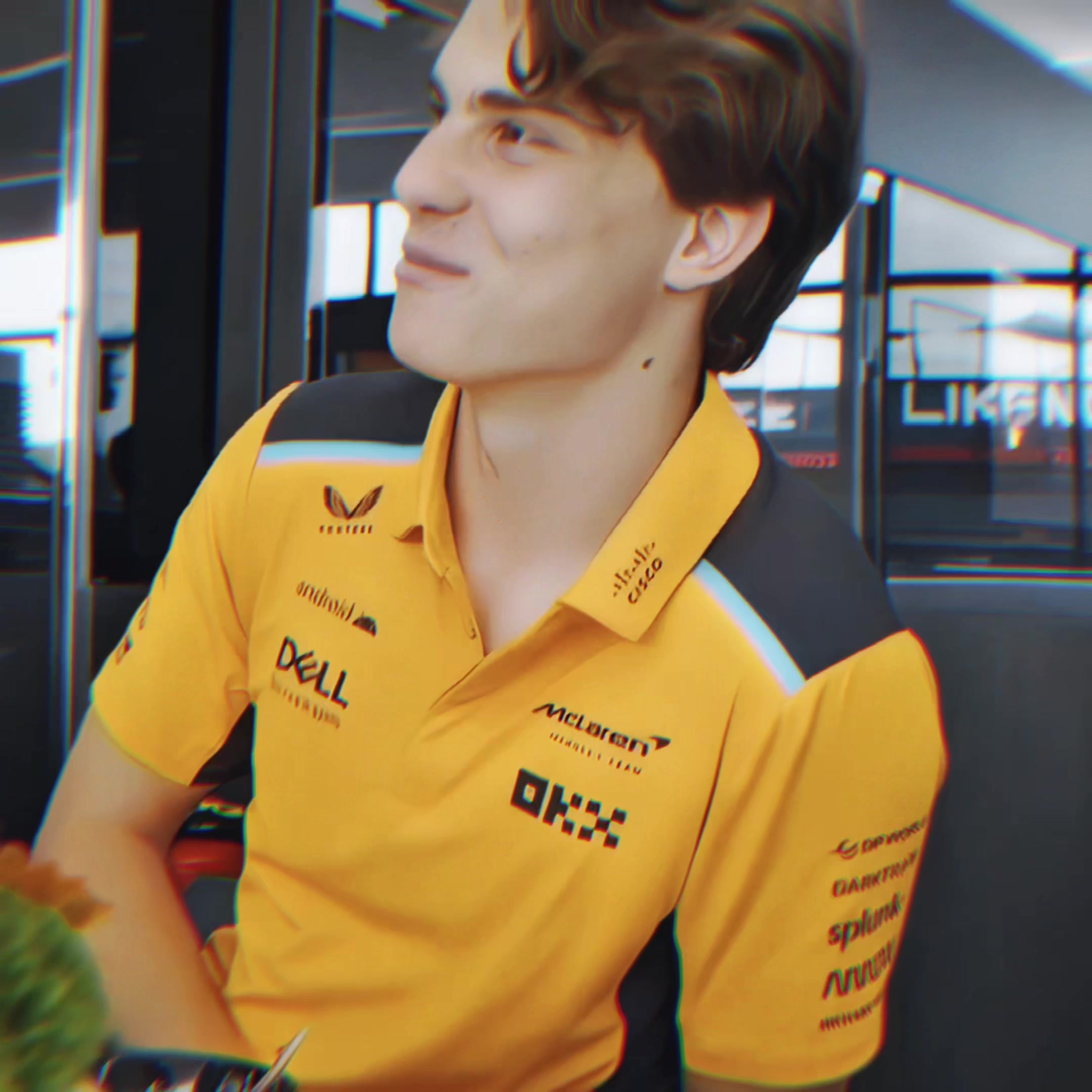 @🏎️