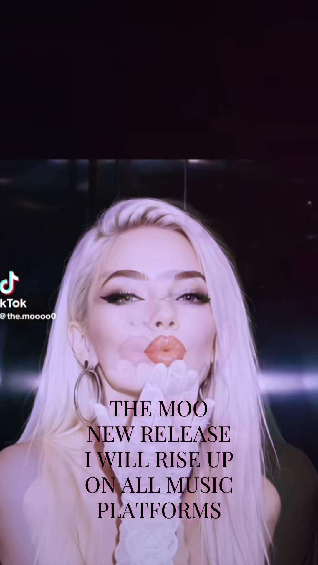 @THE MOO 💞🩷💗