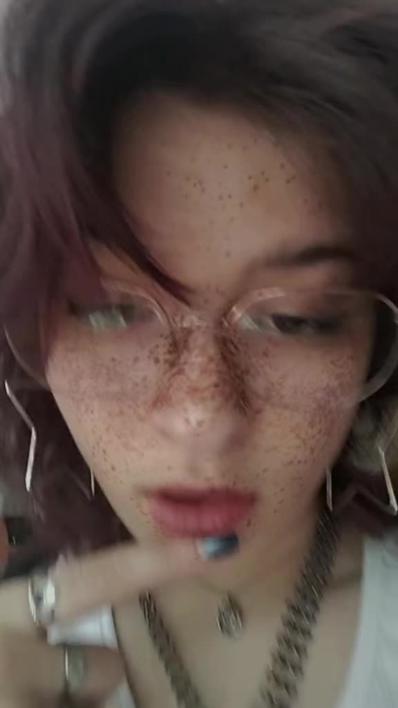 @니카🐸