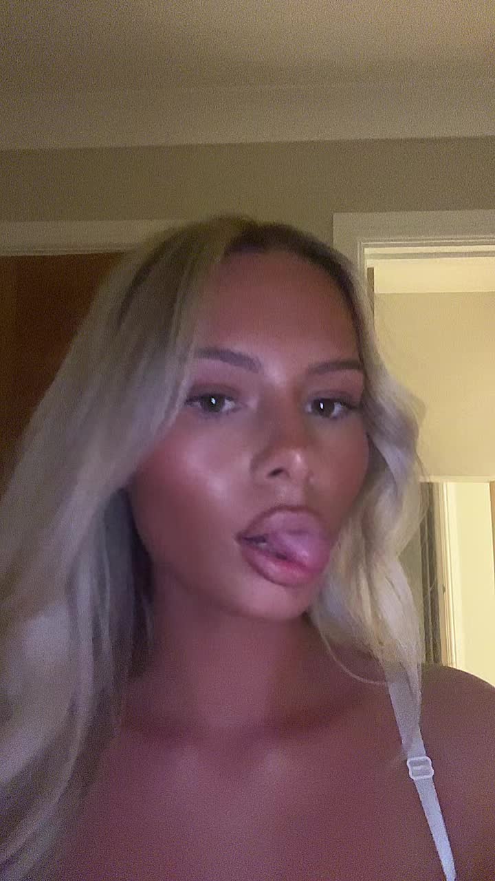 @keelyanne