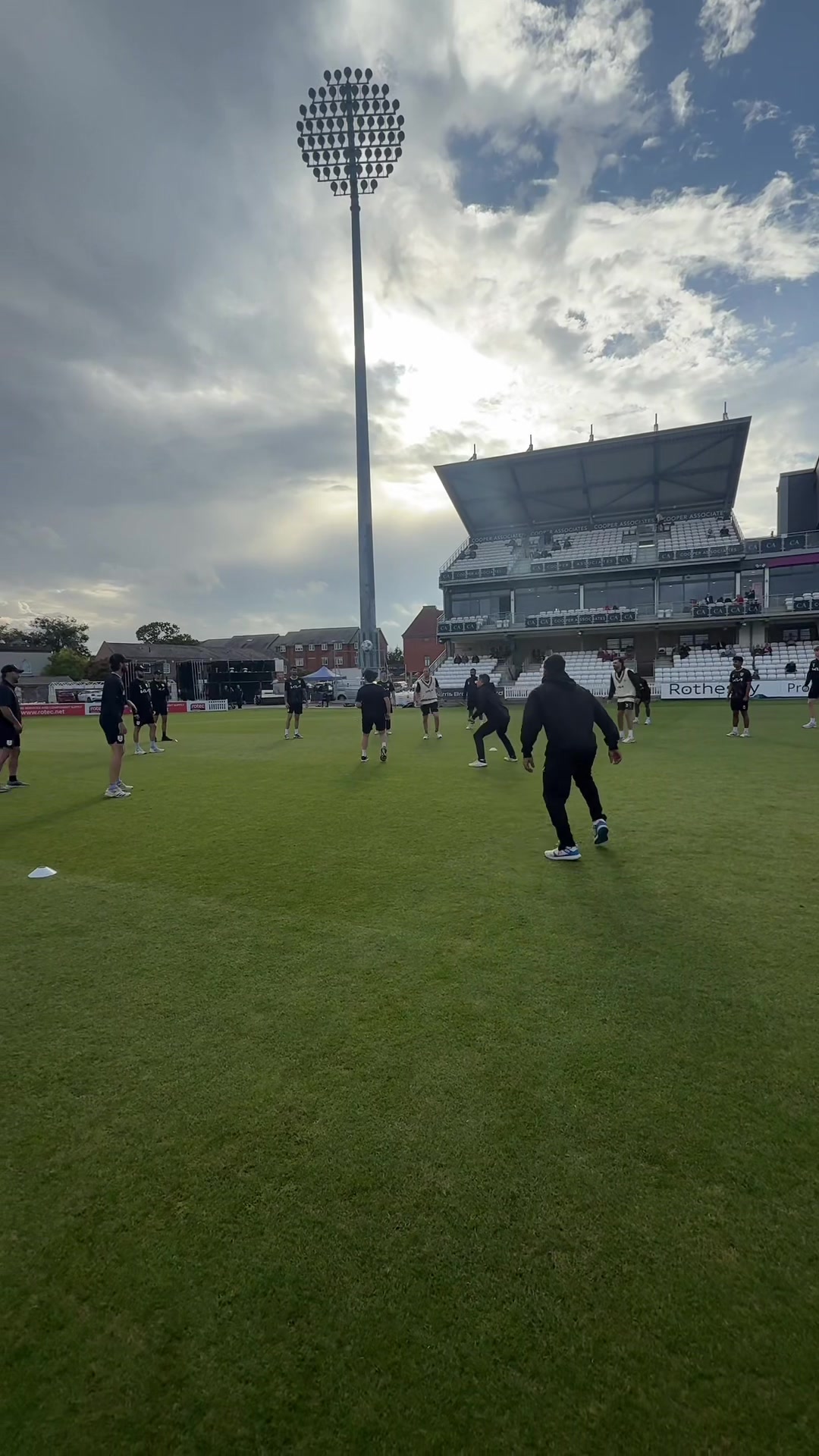 @Surrey Men’s Cricket 🤎