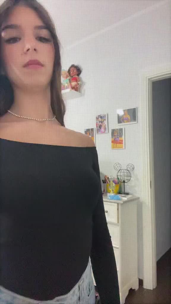 @V💋