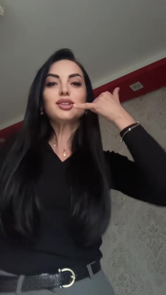 @Alina Elena156