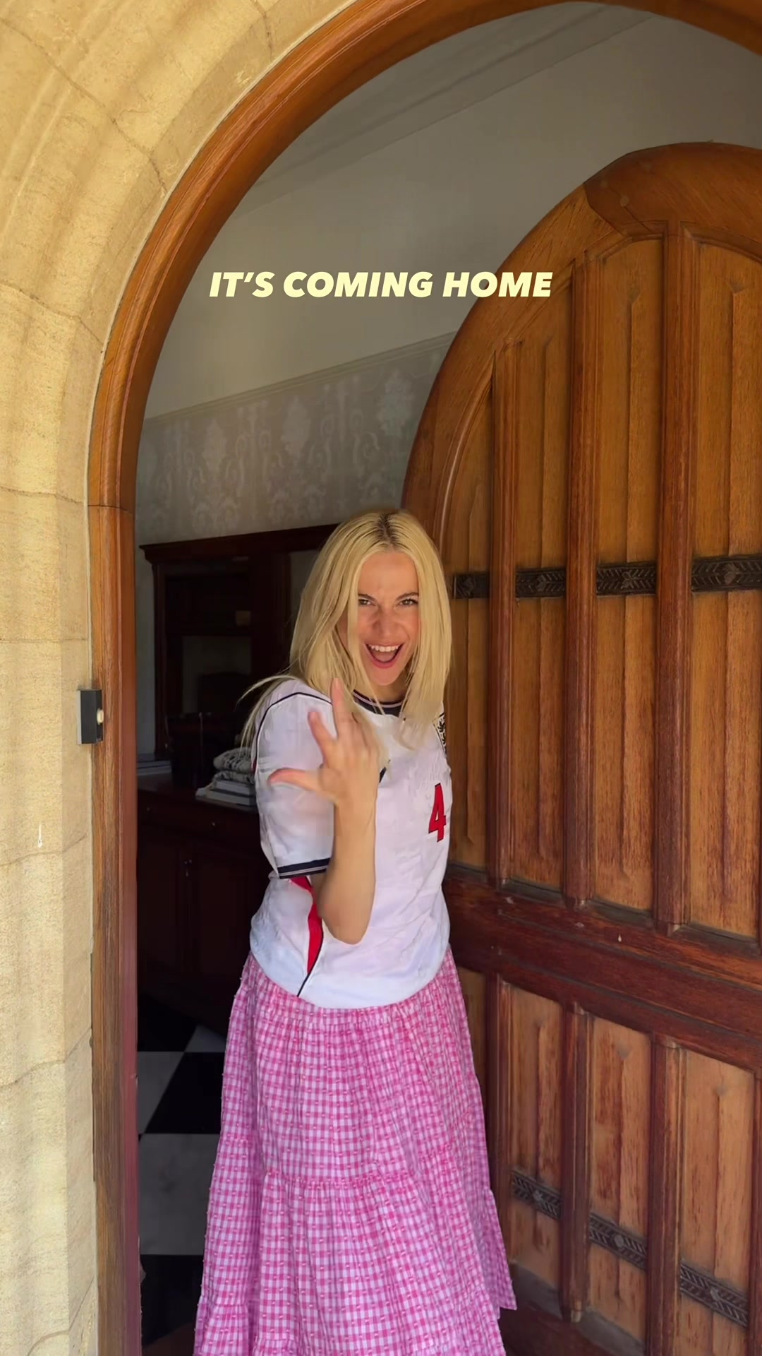 @PixieLott