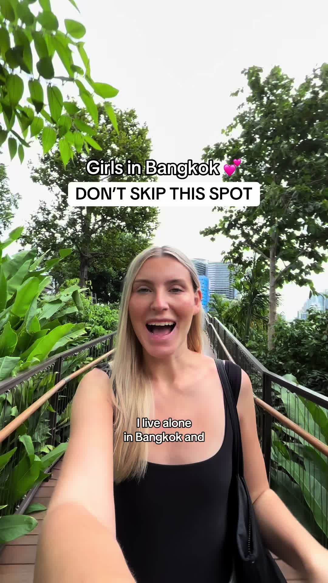 @Sally | Solo travel Thailand