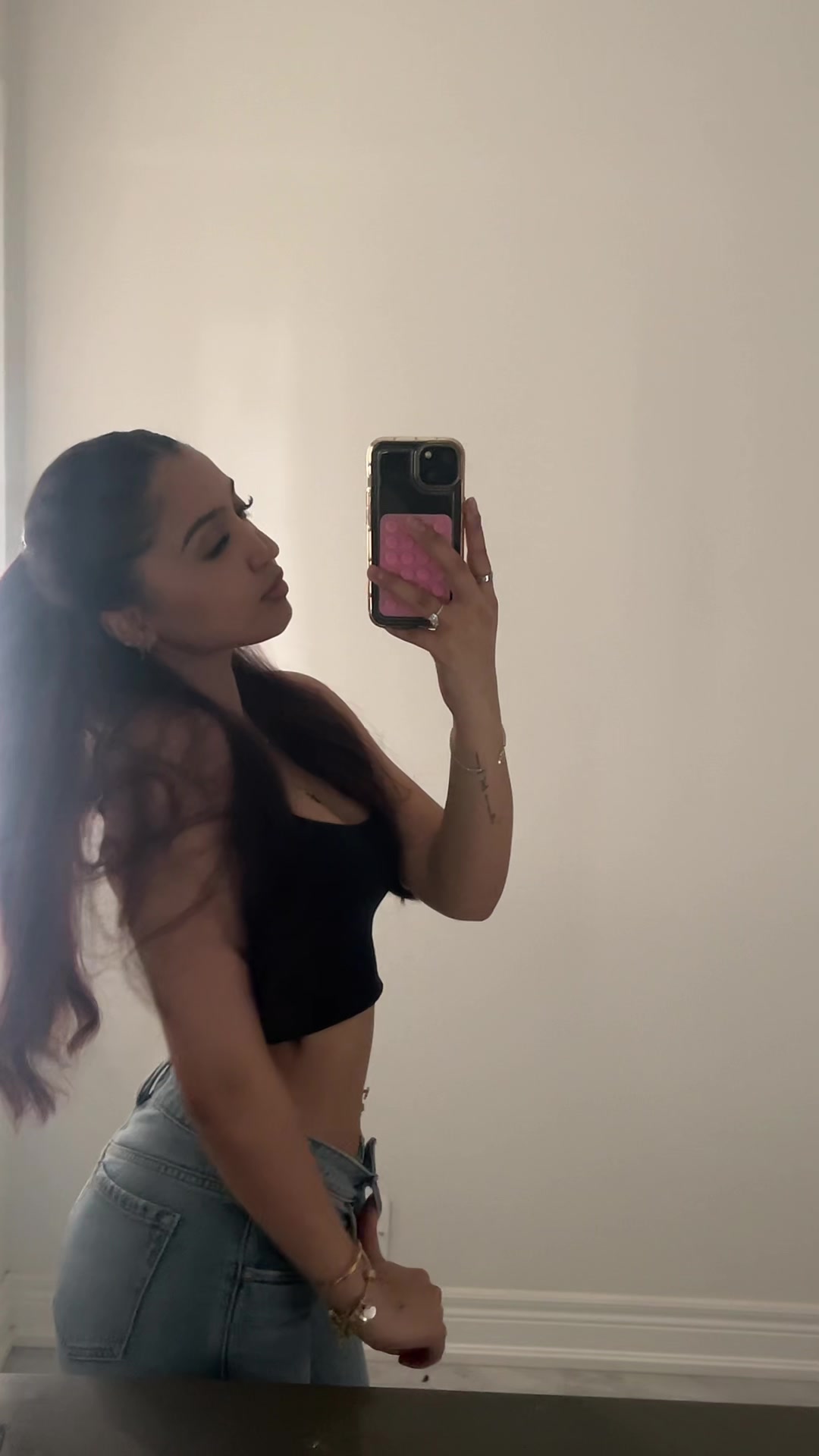 @parigandhi_