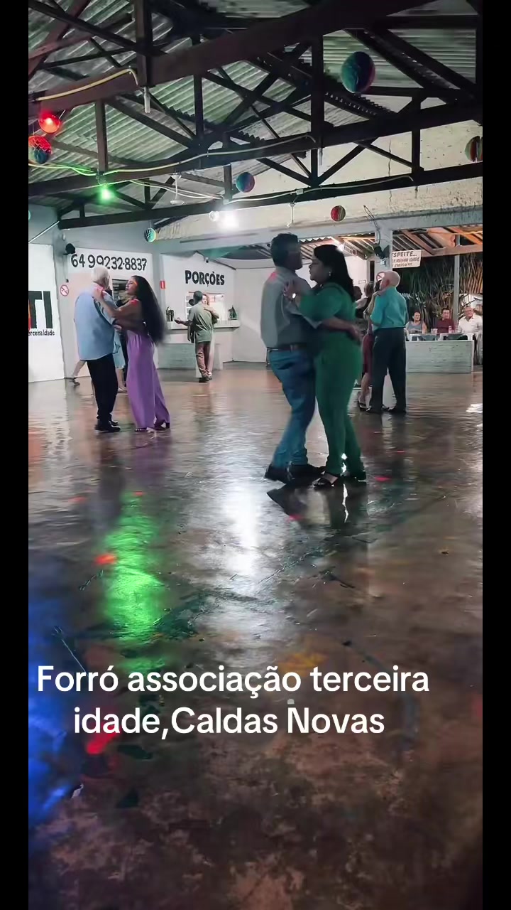@Empresária_Angela