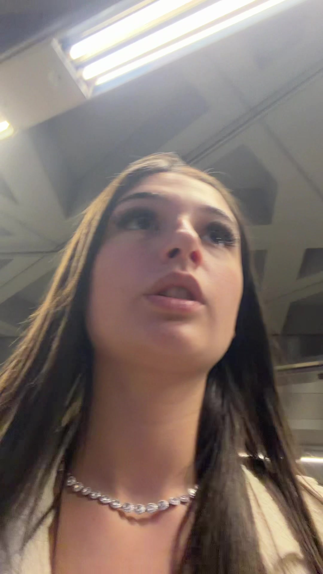 @elisaAAAA