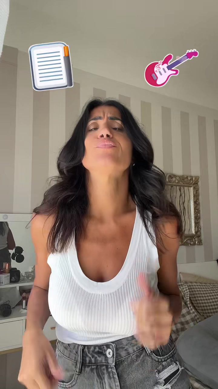 @claudiamontichiara
