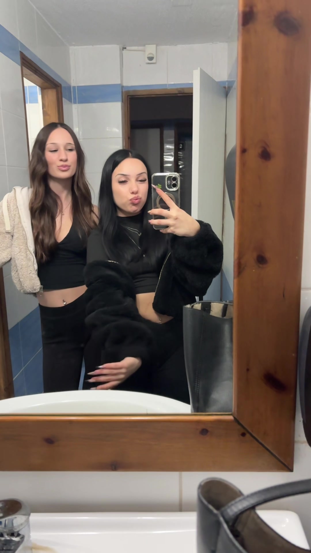 @мариа