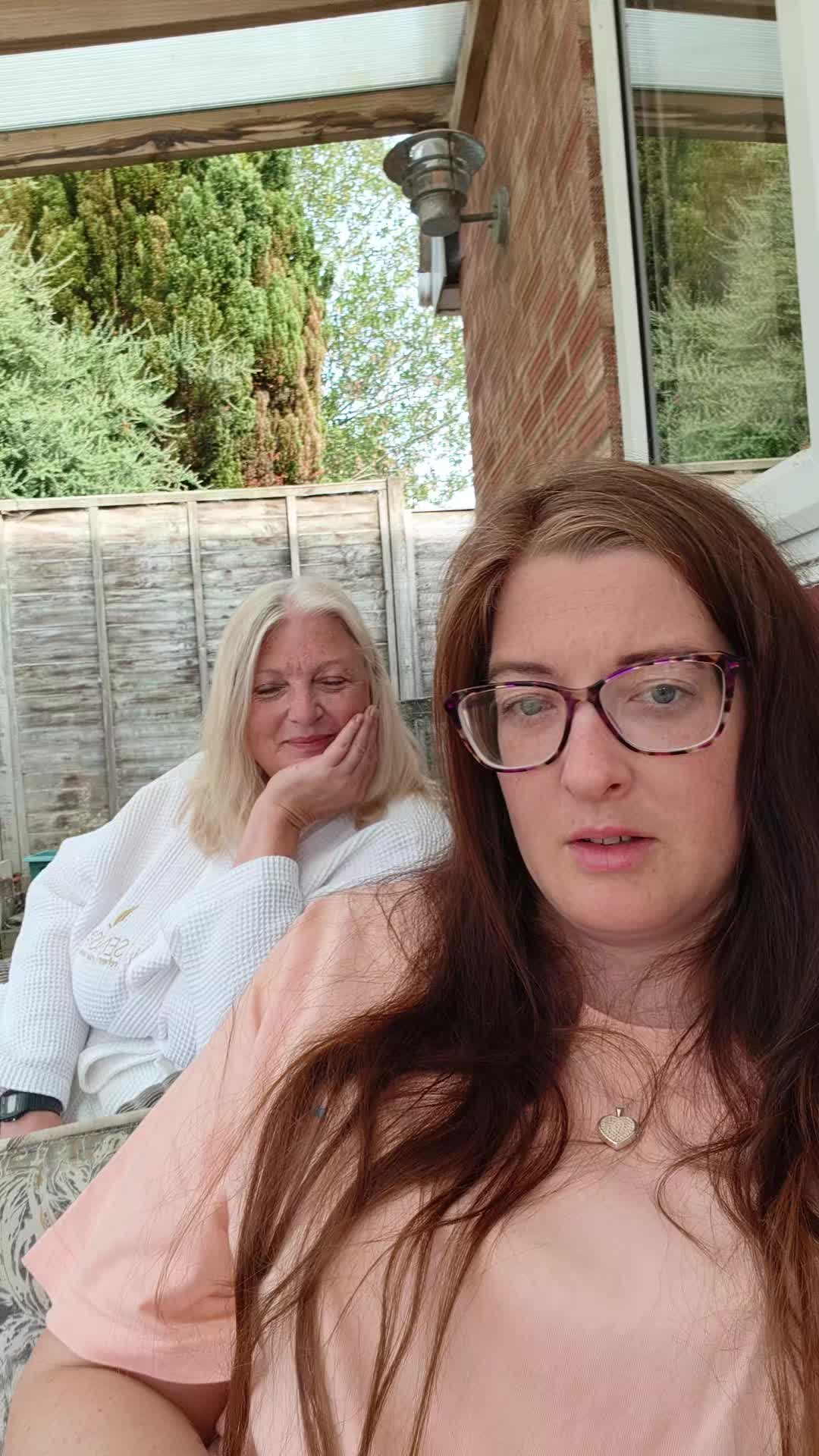 @Becca👀