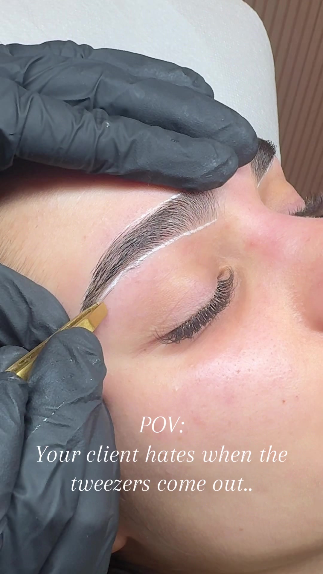 @LEIGHANNE-LASH&BROW SPECIALIST