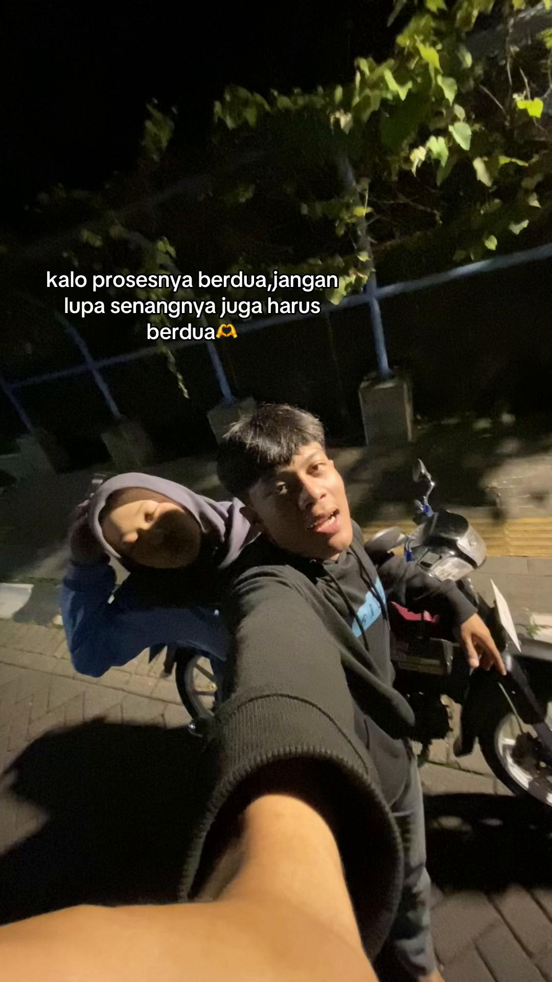 @zizaah