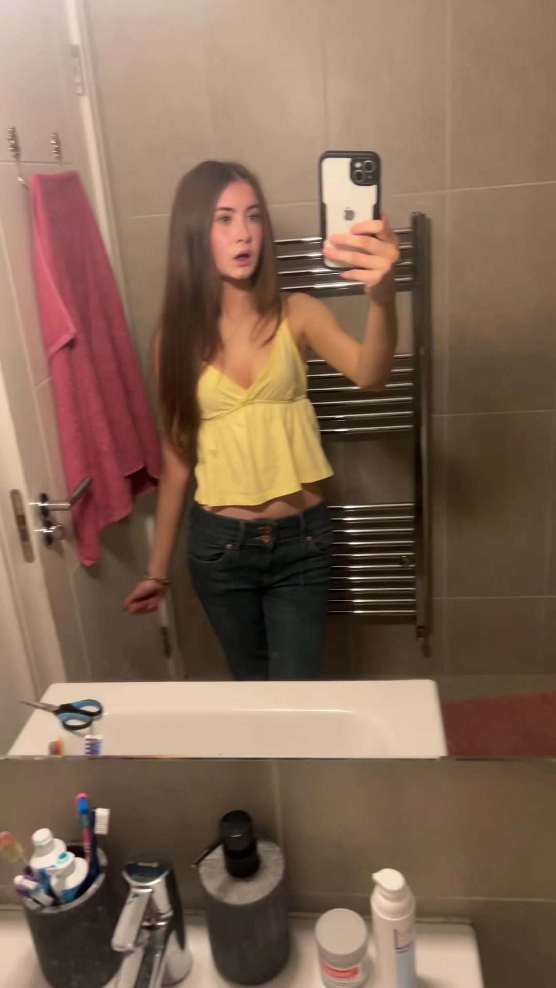 @𝑬𝒍𝒍𝒊𝒆🌻