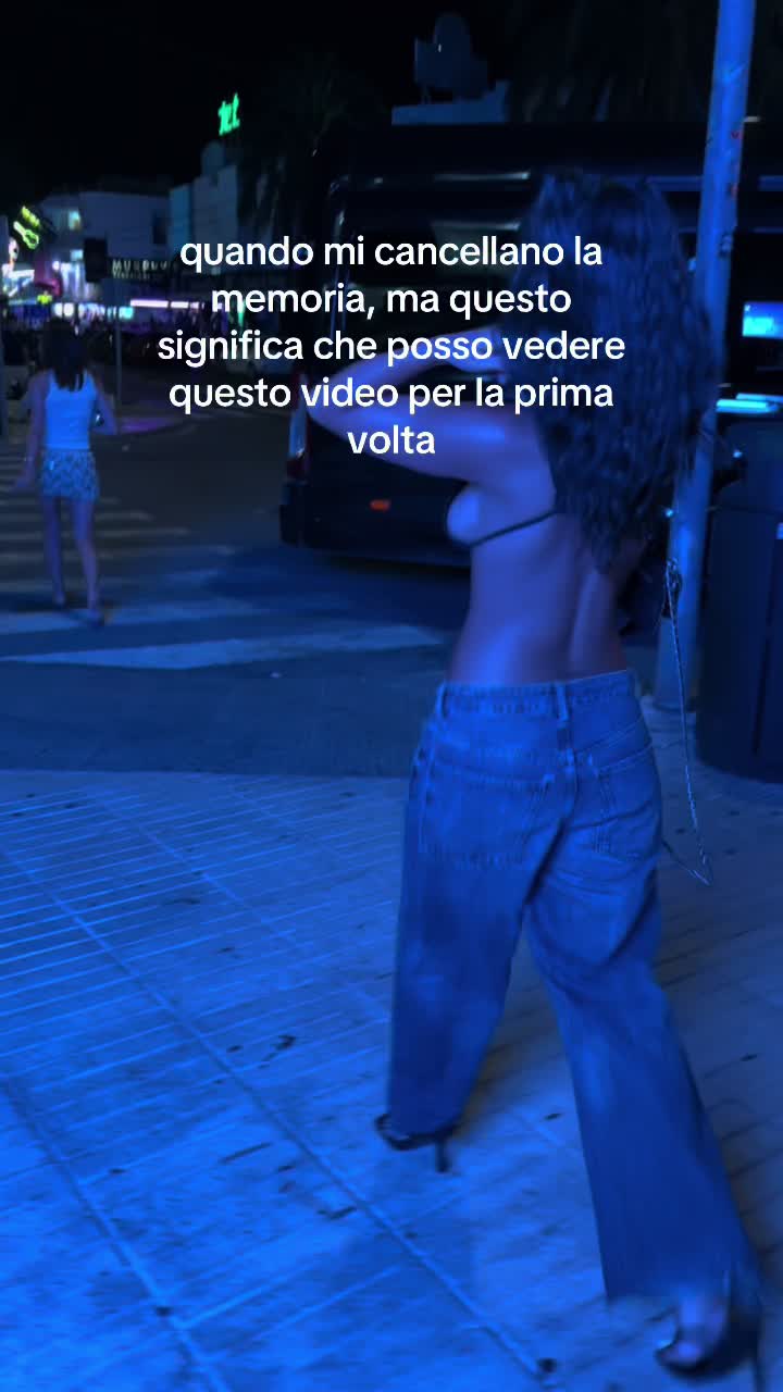 @laura