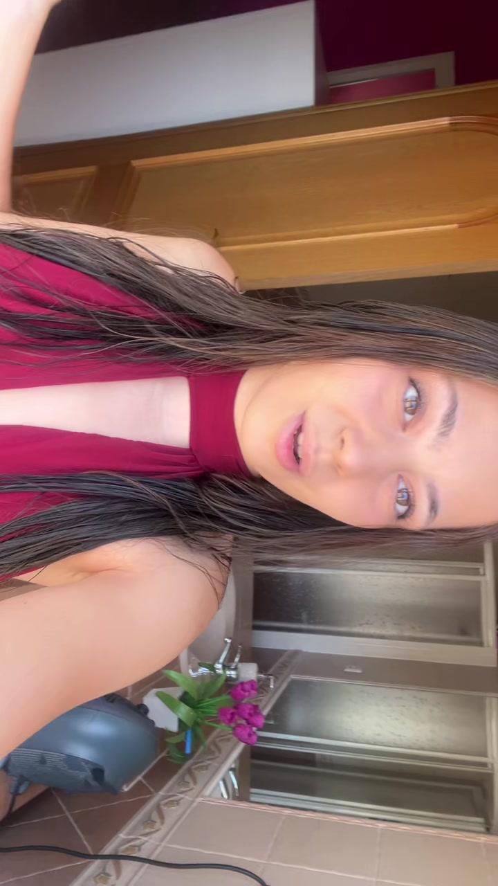 @🦋