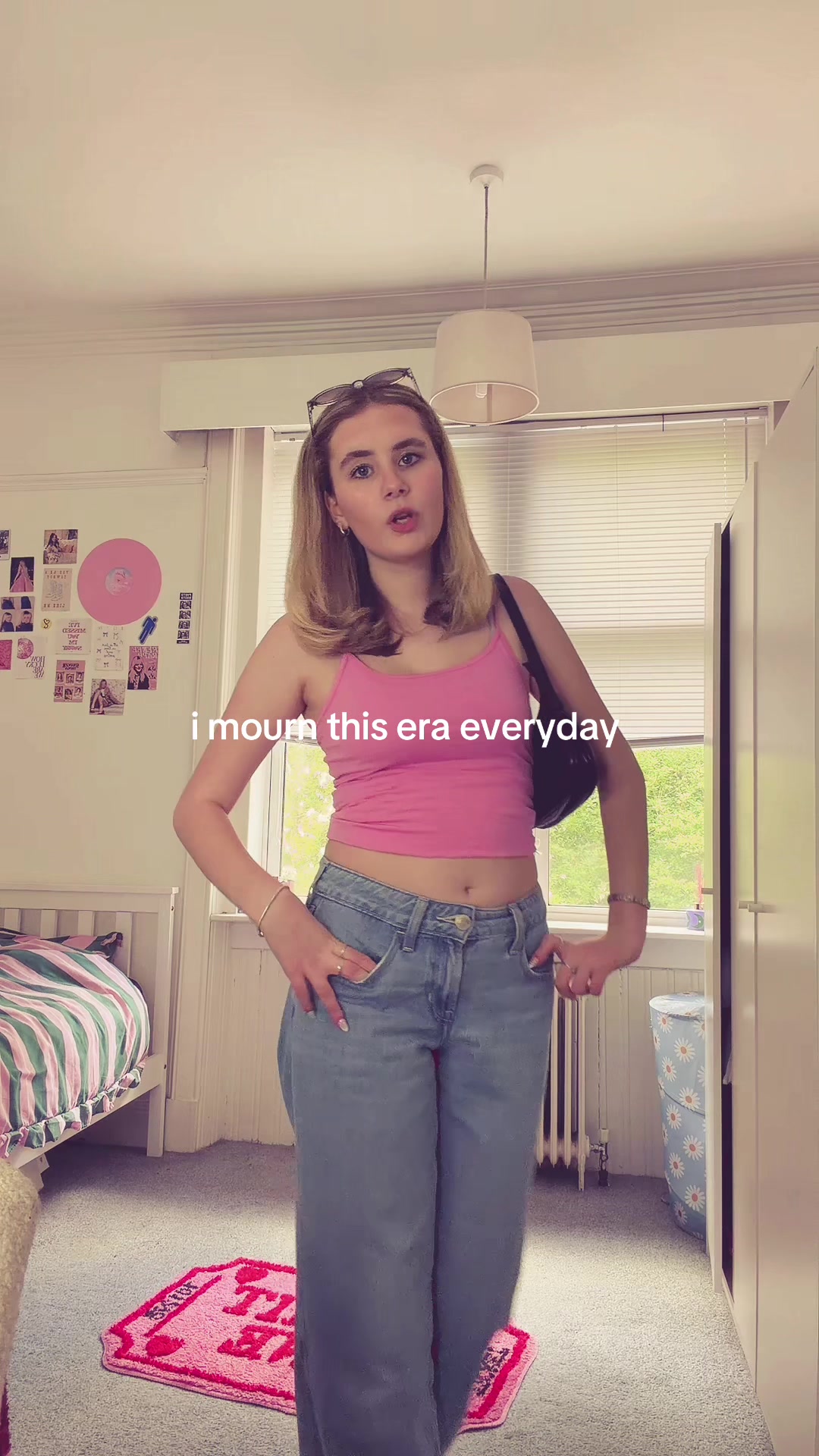 @julia 💖🍒🏠🐈⬛💋🪩