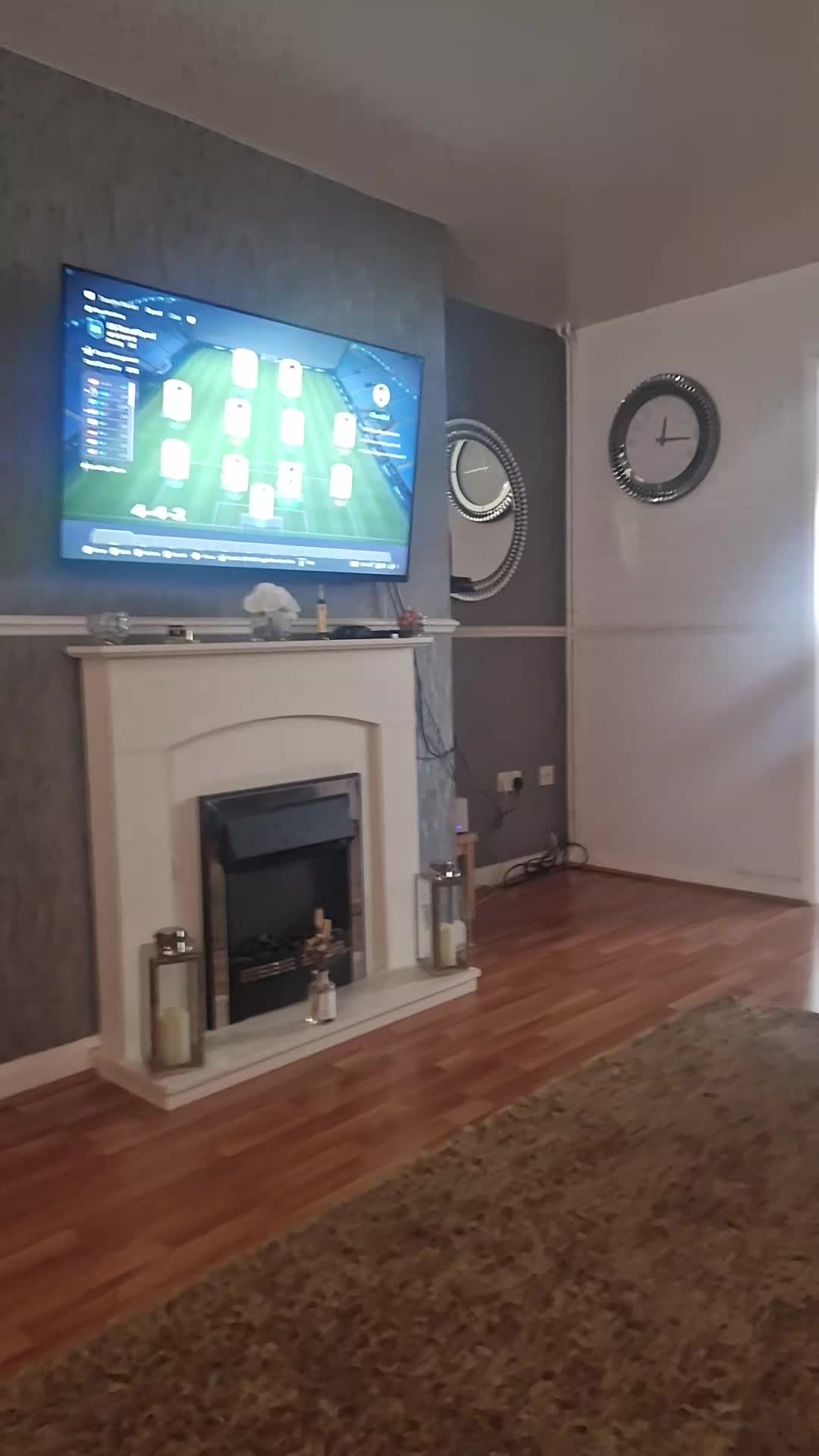 @𝑺𝒕𝒂𝒓 𝒒𝒖𝒆𝒆𝒏 🇬🇧