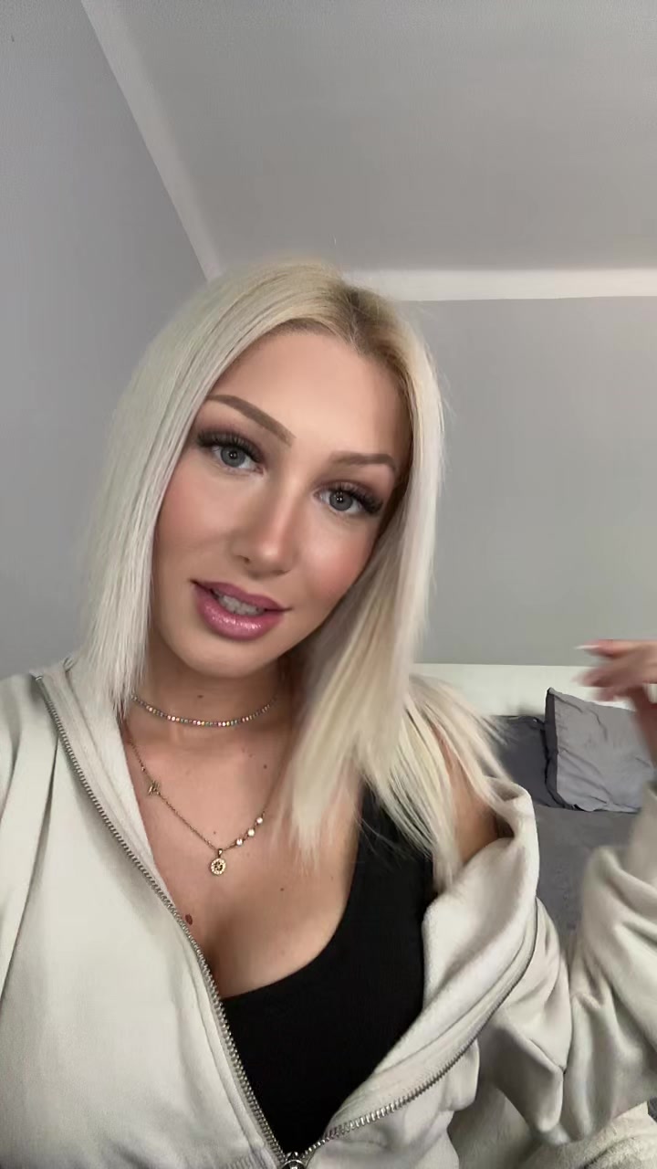 @Szabó Dorina