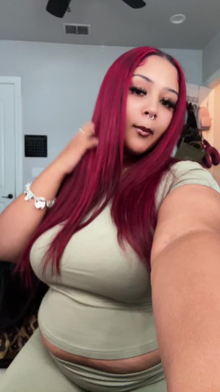 @liyah ♉︎ .