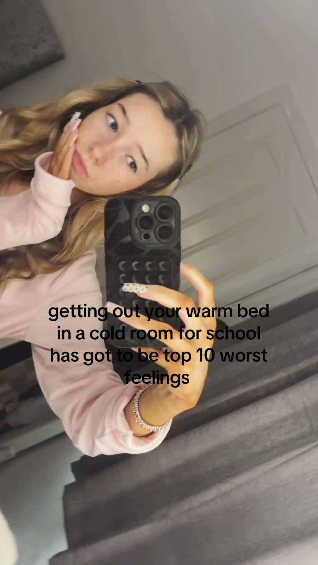 @𝐞