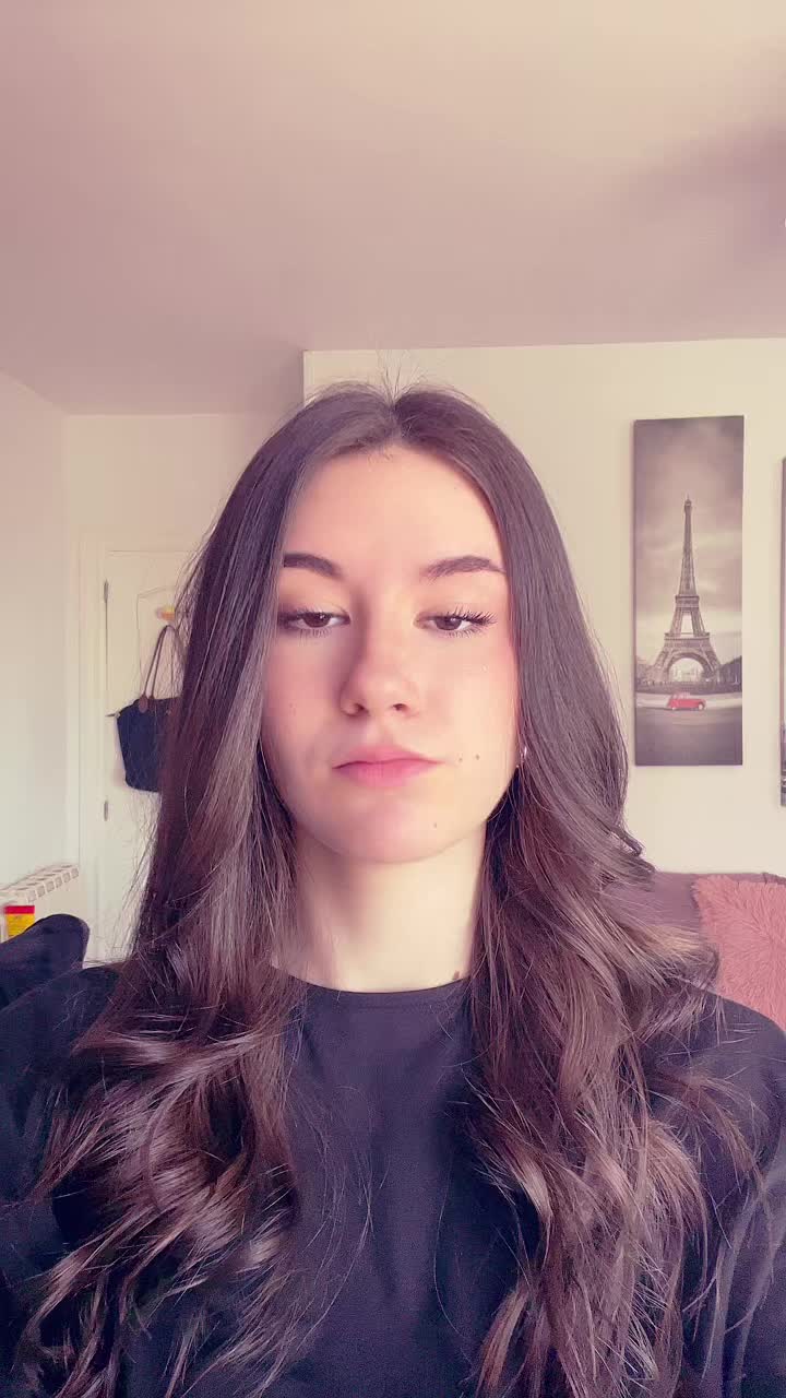 @𝐍𝐚𝐝𝐢𝐚 𝐂𝐚𝐦𝐩𝐨