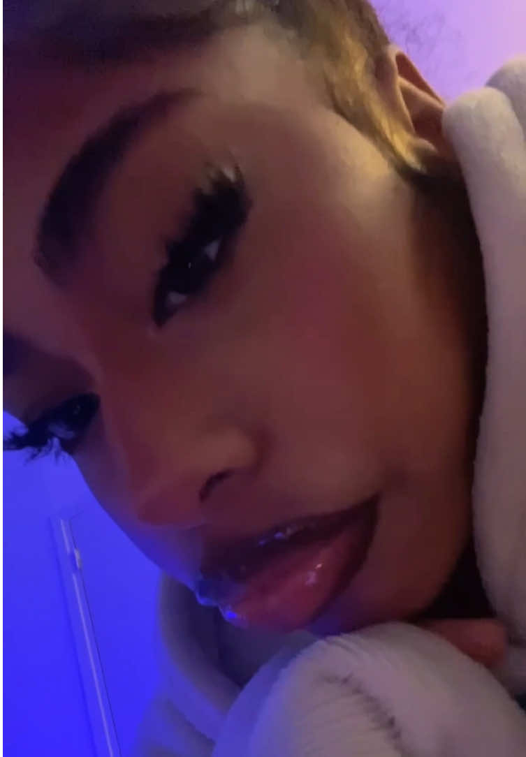 @𝓝𝓪𝓷𝓪 🐉